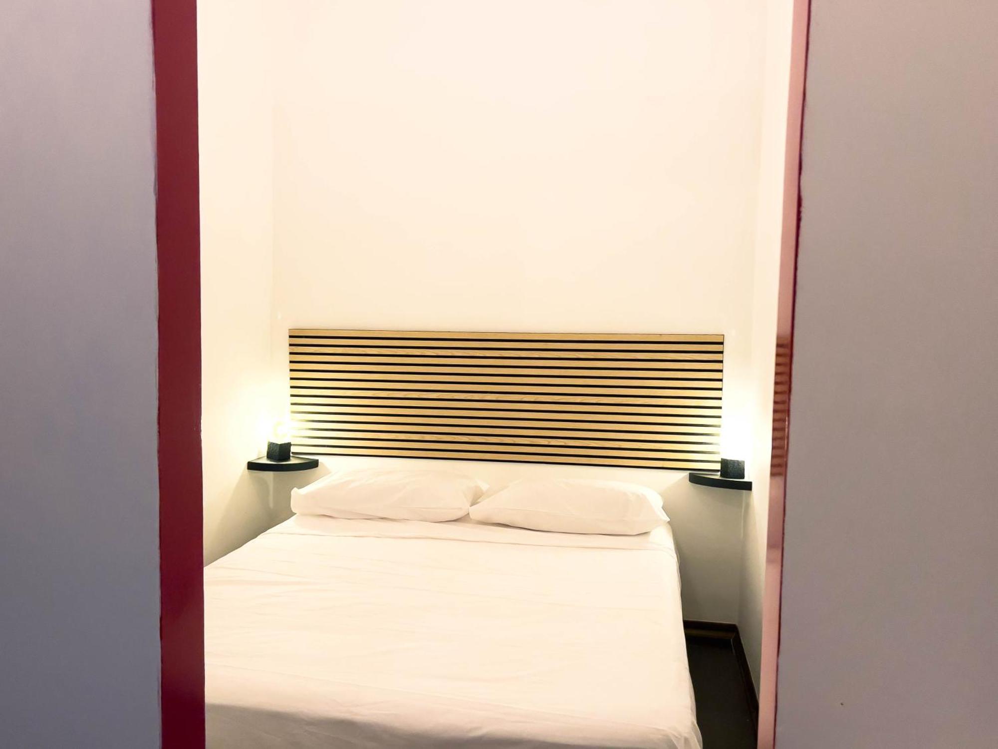 Hope Lighthouse Apartment Bari Bagian luar foto